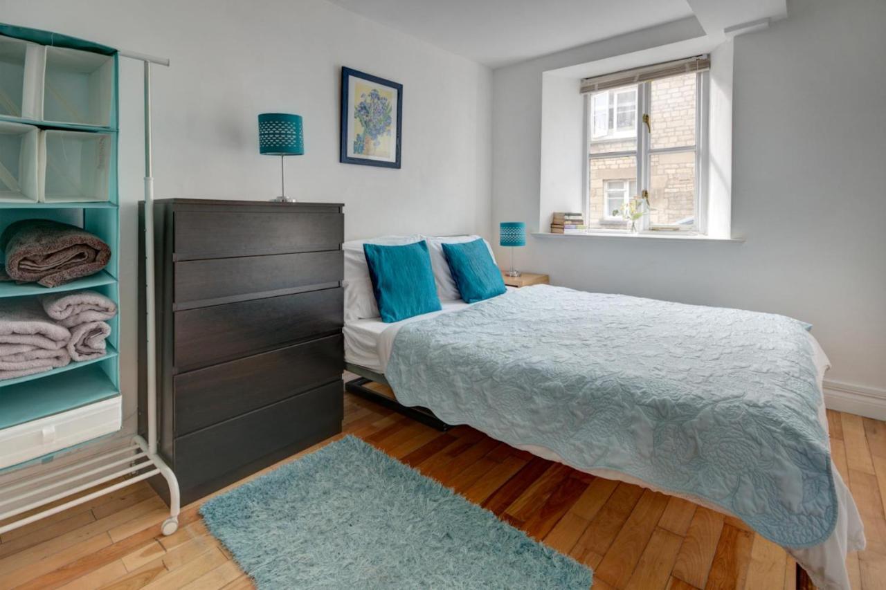 The Shop By Treetop Property Cirencester Extérieur photo